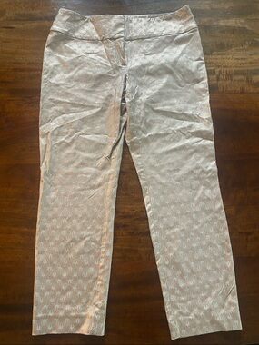 Alfani Women's Capris in Light Pink Rose gold shimmer pants Leaf Pattern 6